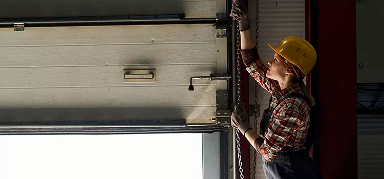 Addressing Common Garage Door Stoppage Issues in Norco, CA